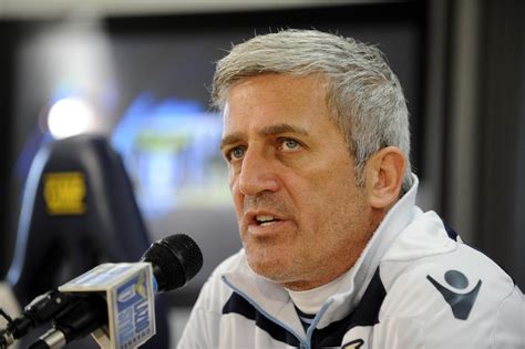 Petkovic non sta facendo grandi cose quest'anno. Petkovic: Il Napoli è forte, ma noi vogliamo batterlo