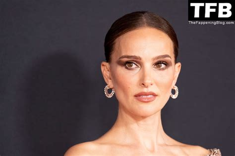 Natalie Portman Flaunts Her Sexy Legs At The Thor Love And Thunder