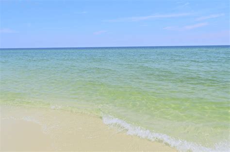 15 Best Mississippi Beaches