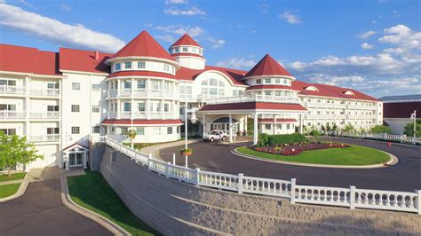 Blue Harbor Resort | Resort exterior, Sheboygan wisconsin, Resort