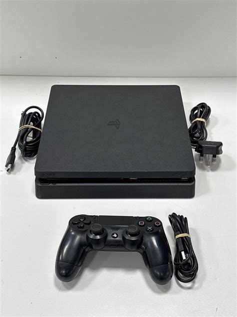 John Pye Auctions SONY PLAYSTATION 4 SLIM 500GB GAMES CONSOLE IN