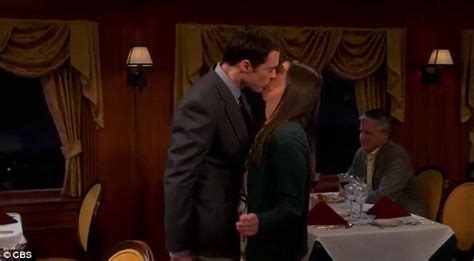 The Big Bang Theorys Sheldon And Amy Finally Share First Kiss Daily