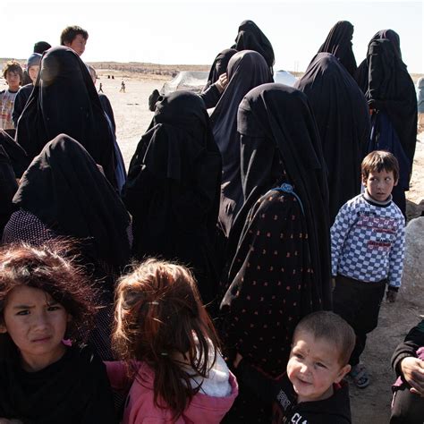 Refugee Camp For Families Of Islamic State Fighters Nourishes Insurgency Wsj