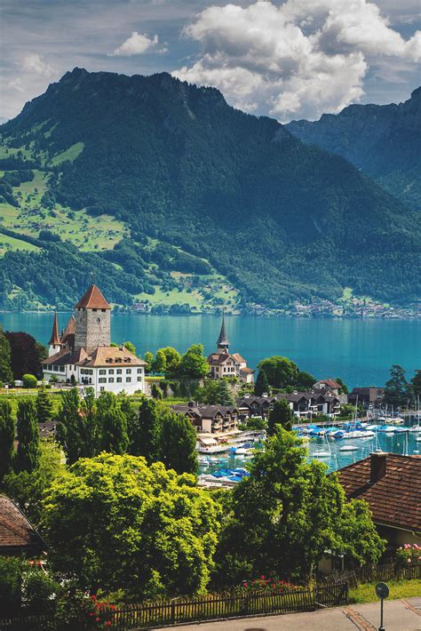 The Best Travel Photos Lake Thun Switzerland