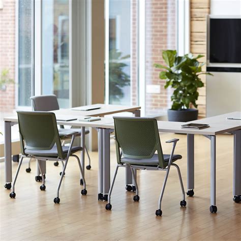 Discover Haworths Very Side And Seminar Chairs