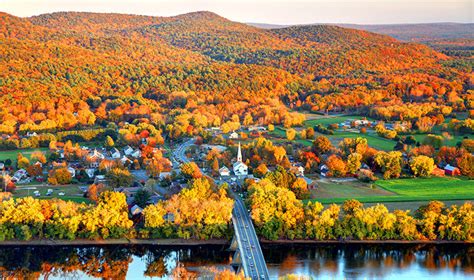 Fall Road Trip Ideas With Stunning Scenery And Fewer Crowds