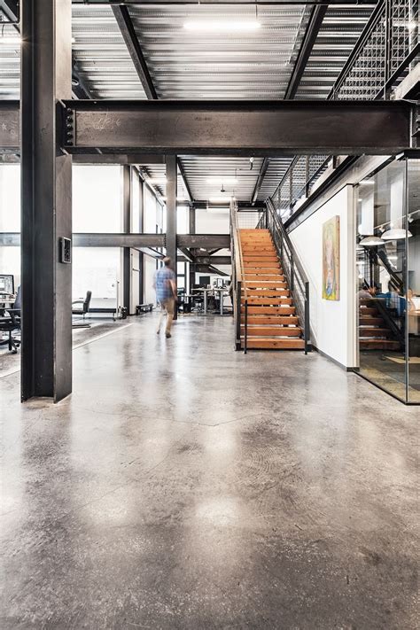 A Look Inside Glympses Cool Seattle Office Metal Building Homes