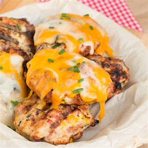 This burger is topped with a creamy if you've tried this cajun chicken burgers or any other recipe on the blog then let us know how you got on in the comments below, we love hearing from you! Homemade Chicken Burgers | Art and the Kitchen