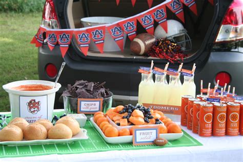 Belly up to the best party spots on campus. Party Chatter: Auburn Tailgate At It's Best!