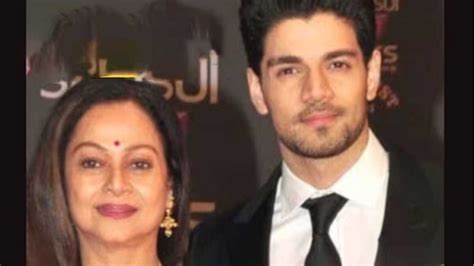 may no mother suffer as i have zarina wahab on son sooraj pancholi s acquittal news18