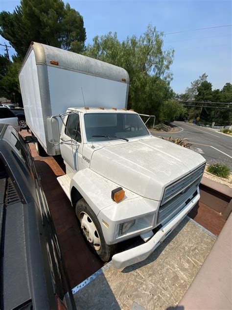 93 Ford F700 Box Truck With Tommy Lift 37k Miles Only For Sale In