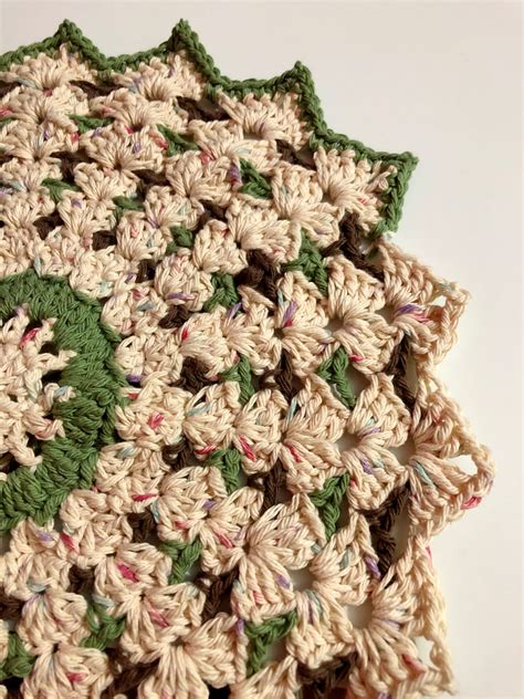 Crochet Shell Stitch Round Doily - Pattern Princess