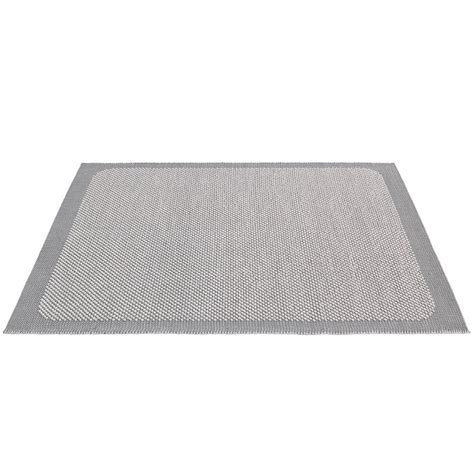 Every individual stone is felted using 100% wool in india. Muuto Pebble rug, light grey | Finnish Design Shop
