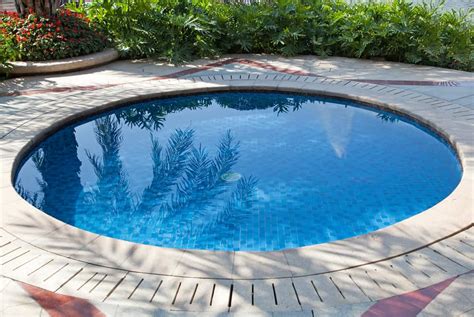 15 Unique Small Backyard Pools For Fun In The Sun Love Home Designs