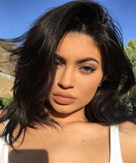 Kylie Jenner New Haircut Famous Person