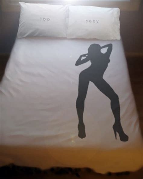 Sexy Pin Up Girl Duvet Cover Set Comforter Bedding Nude Female