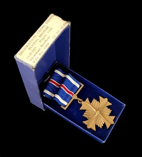 Wwii Us Army Air Force Distinguished Flying Cross Medal Dfc W Box