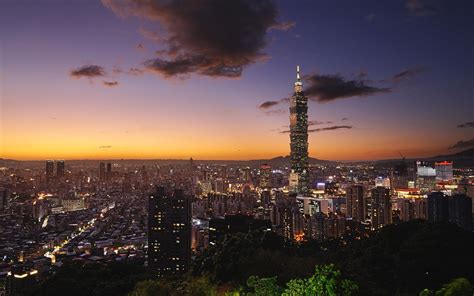 It shares maritime borders with the people's republic of china (prc) to the northwest, japan to the northeast, and the philippines to the south. taipei, taiwan, skyscrapers Wallpaper, HD City 4K ...