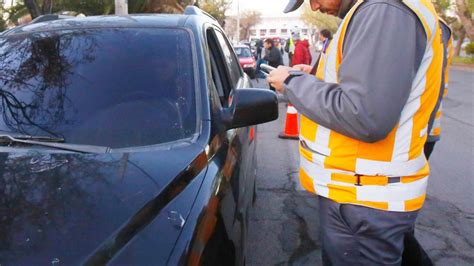 Furioso Conductor Golpeó Con Un Bate De Fierro A Inspector Que Le