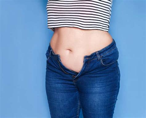 Your Ultimate Style Guide To Hide Belly Fat In Jeans Herzindagi