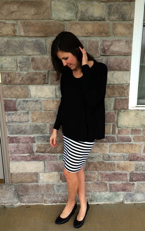 what i wore real mom style striped skirt in winter realmomstyle momma in flip flops