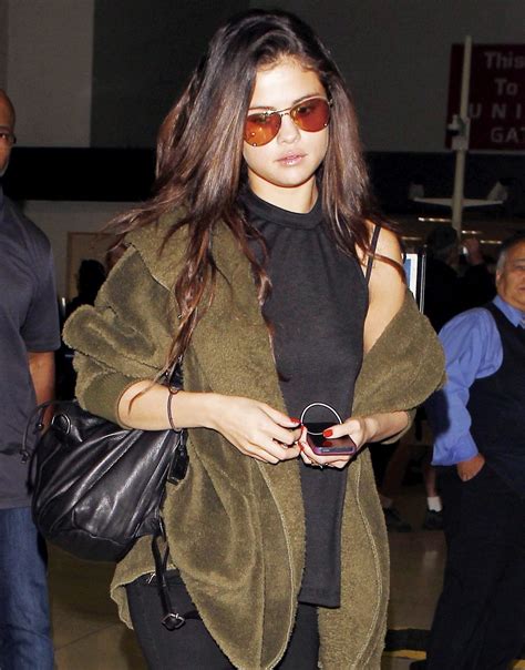 Selena Gomez Laeaves Lax Airport Hawtcelebs