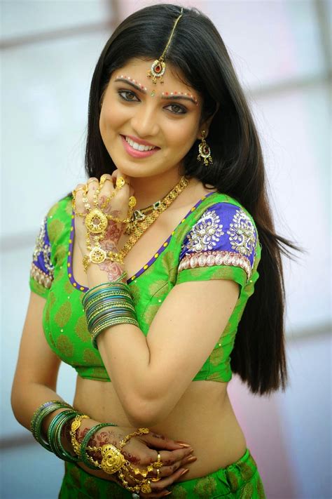 Actress Celebrities Photos Tamil Tv Anchor And Actress Priyadarshini Latest Navel Show In Green