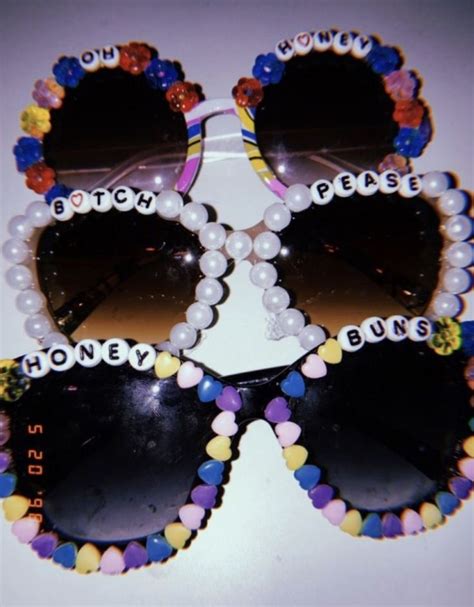 Pinterest ιѕåвєℓℓå ℓιåиg Beaded Sunglasses Beaded Bracelets Diy Rave Outfits