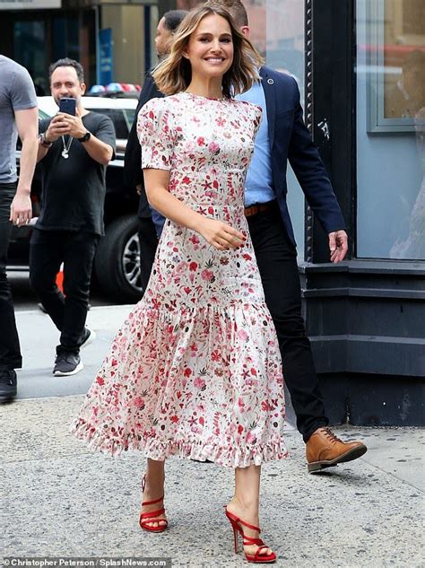 Natalie Portman Flaunts Lithe Frame In Floral Dress Street Style