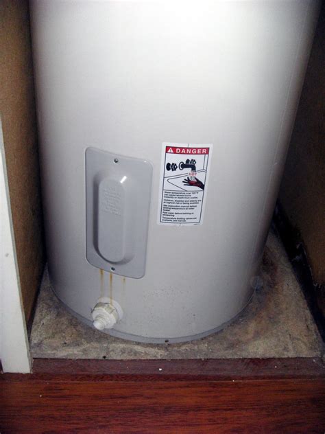How To Shut Off Water To Hot Water Heater - How To Turn Off Water Heater In Apartment