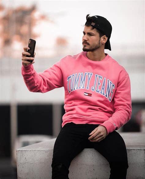 Looks Masculinos A Cor Rosa Marco Da Moda Looks Masculino