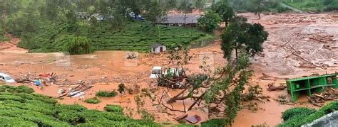 Over 100 people have been killed across the state so far. ഉരുൾപൊട്ടലല്ല; അത് മണ്ണിടിച്ചിൽ | rain | flood | Manorama news
