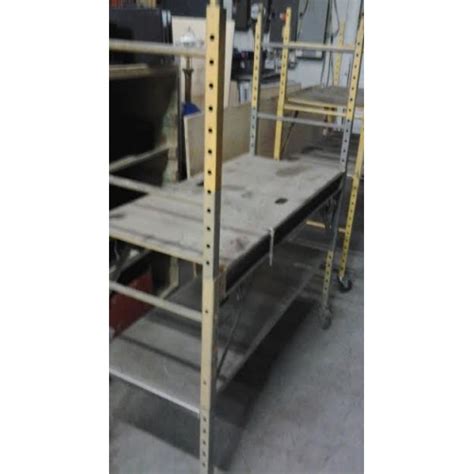 Werner 6 Ft Steel Rolling Scaffold 1000 Lb Load Capacity Allsoldca Buy And Sell Used Office