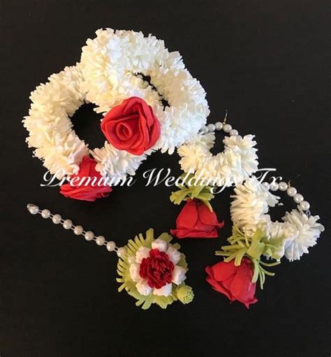 Gajra Red Flower Gajra Set Boho Jewelry Wedding Pithi Etsy Flower