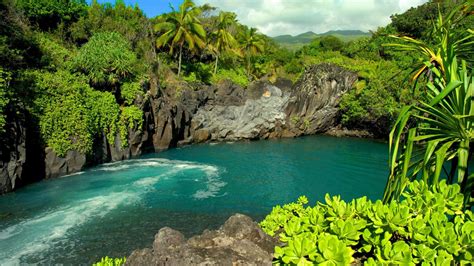 Lagoon In Maui Hawaii Natural Scenery Widescreen Wallpaper Preview