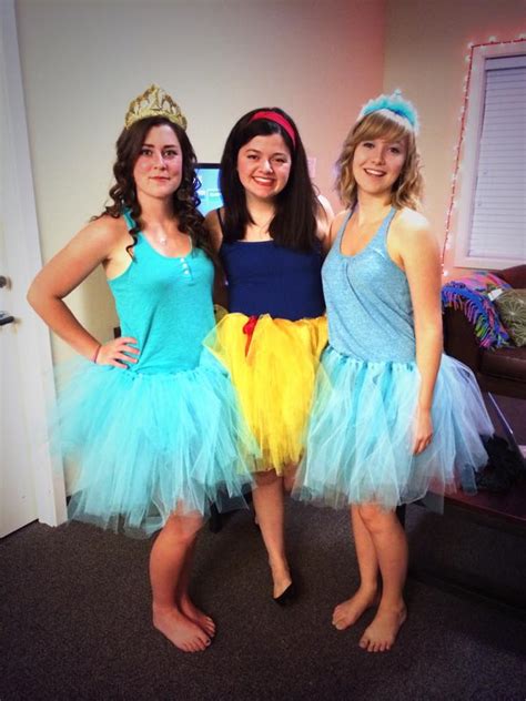25 college halloween costumes to drive other crazy flawssy
