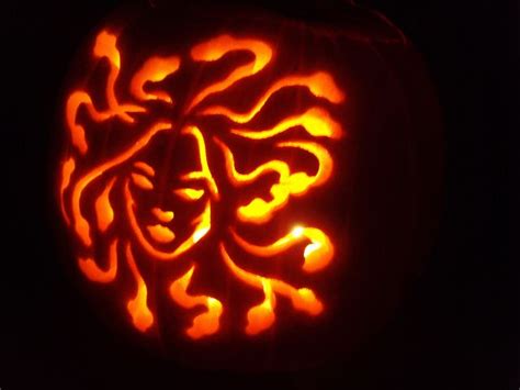 Medusa Amazing Pumpkin Carving Pumpkin Carving Designs Creative
