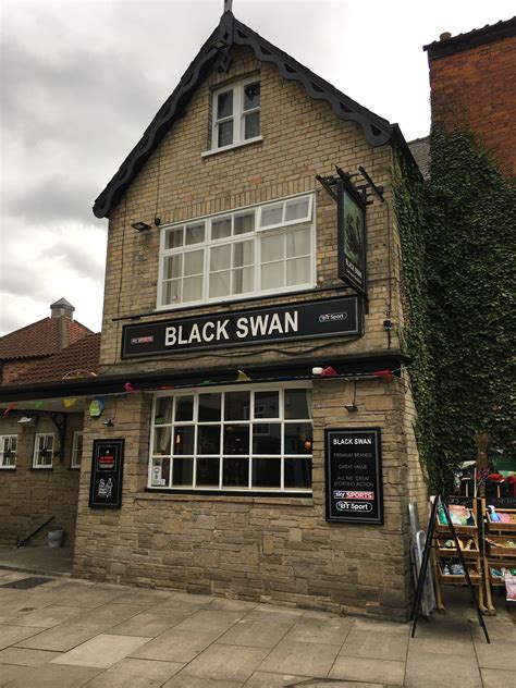 Pocklington Black Swan Uk Pub British Pub Bt Sport Pub Signs Pub
