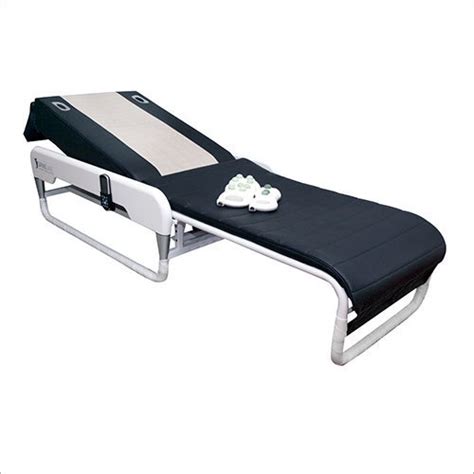 Robustly Constructed Portable Massage Bed At Best Price In Delhi Spine Care Medical Instruments