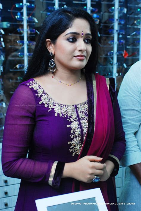 Kavya Madhavan New Hot Stills ~ Cinindya