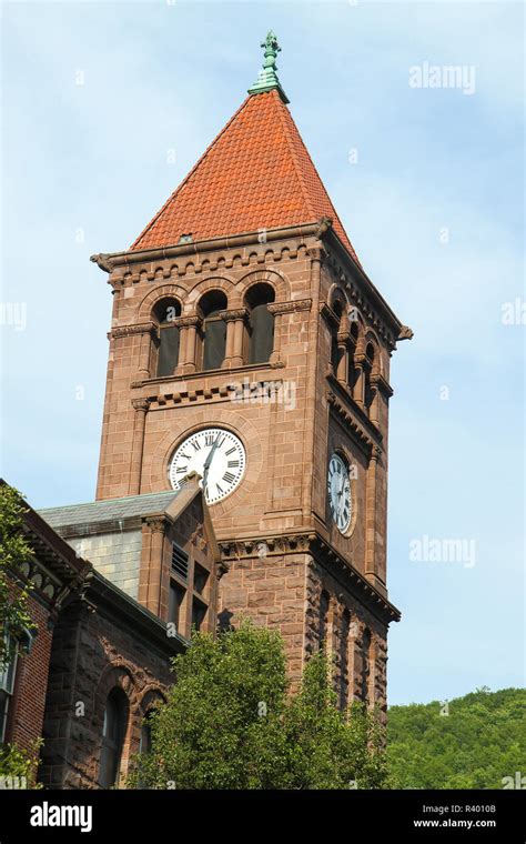 Clock Tower Carbon County Courthouse Jim Thorpe Pennsylvania Usa