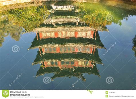 Lijiang Pavilion Reflection Yunnan China Stock Photo Image Of Asian