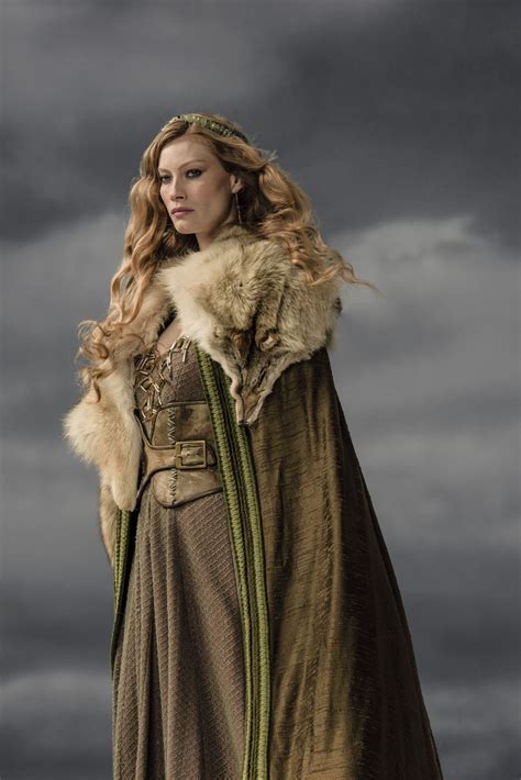 Alyssa Sutherland As Princess Aslaug In Vikings Vikings Tv Viking