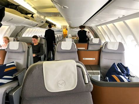 Lufthansa Business Class 747 8 Review Jfk To Frankfurt