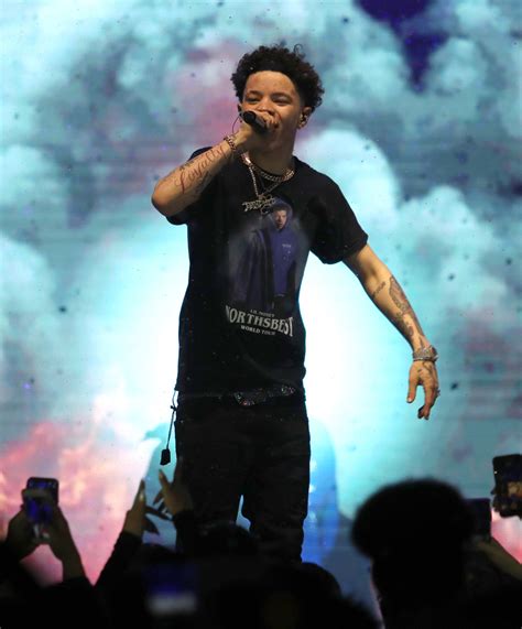 After getting pulled over by california police, mosey ultimately had a gun charge thrown at him. Lil Mosey Photos Photos - Lil Mosey Performs At The Novo - Zimbio