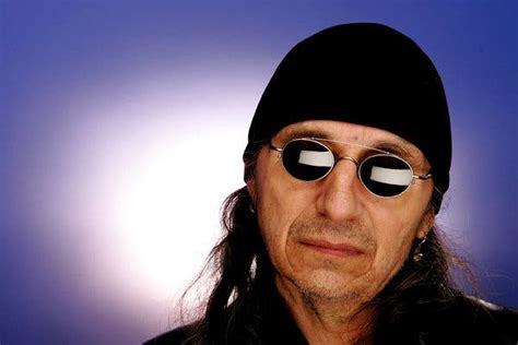 John Trudell Outspoken Advocate For American Indians Is Dead At 69