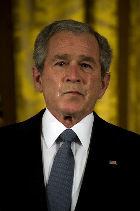 Filegeorge W Bush During Presentation Of Michael A Monsoors Medal