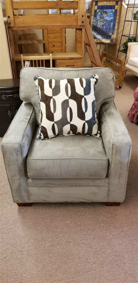 Grey Broyhill Side Chair Delmarva Furniture Consignment