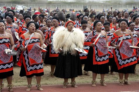 King Zwelithini Wives Zulu King Goodwill Zwelithini Wants A Palace