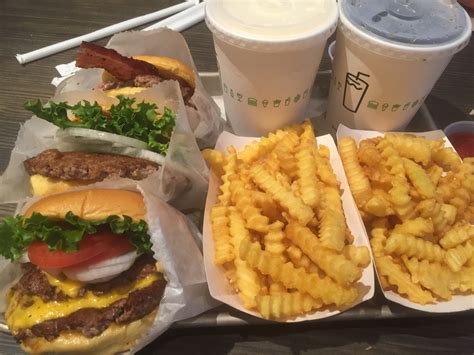 Minneapolis Loses Amazing Cheeseburger Gains Burger Chain